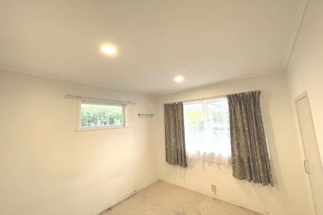 Photo of property in 58 Castleford Street, Green Bay, Auckland, 0604