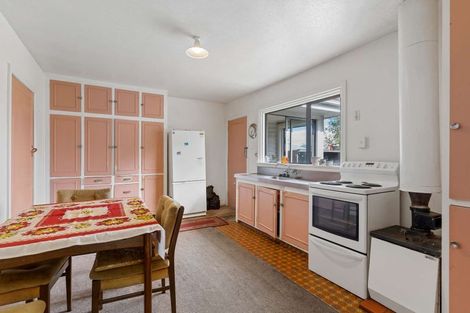 Photo of property in 84 Northcote Road, Northcote, Christchurch, 8052