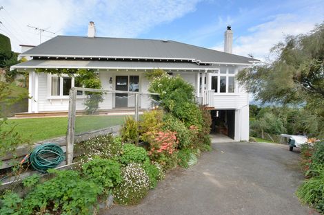 Photo of property in 40 Tomahawk Road, Andersons Bay, Dunedin, 9013
