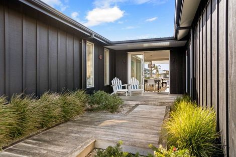 Photo of property in 150 Waterways Parade, Pauanui, Hikuai, 3579