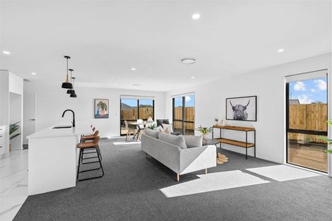 Photo of property in 5 Matamoe Drive, Halswell, Christchurch, 8025