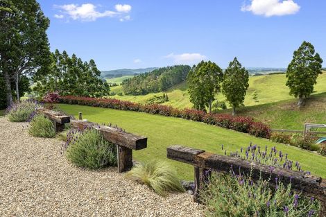 Photo of property in 684 Blackbridge Road, Waitoki, Kaukapakapa, 0871