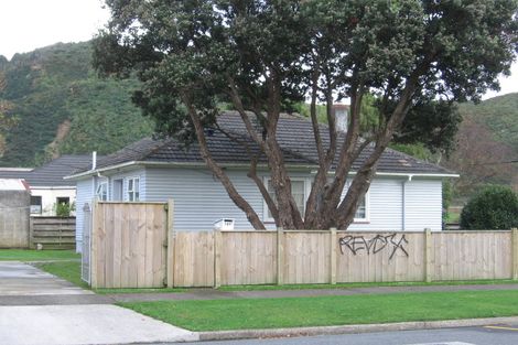 Photo of property in 149 Molesworth Street, Taita, Lower Hutt, 5011