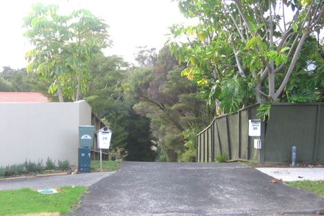 Photo of property in 30 Portsea Place, Chatswood, Auckland, 0626