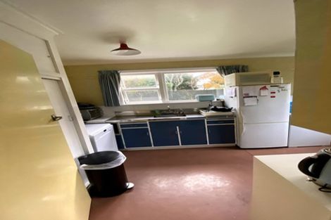 Photo of property in 27 Saint Albans Avenue, Hokowhitu, Palmerston North, 4410