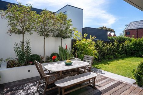 Photo of property in 52b Innes Road, St Albans, Christchurch, 8052