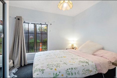 Photo of property in 125 Grahams Road, Burnside, Christchurch, 8053