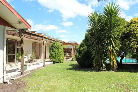 Photo of property in 72 Main Rd Clive, Clive, 4102