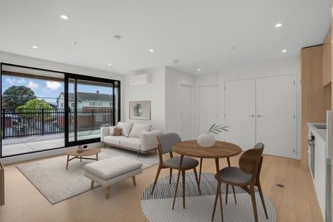 Photo of property in 11/200 Knights Road, Hutt Central, Lower Hutt, 5011