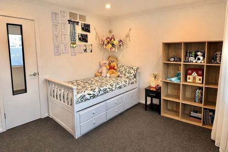 Photo of property in 19 Balmerino Lane, Wallaceville, Upper Hutt, 5018