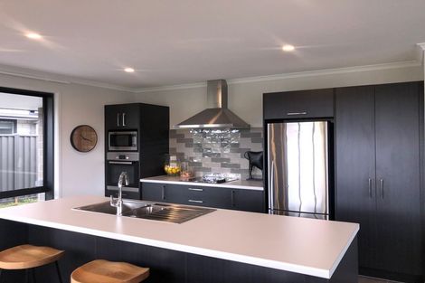 Photo of property in 17 Te Ranga Memorial Drive, Pyes Pa, Tauranga, 3112