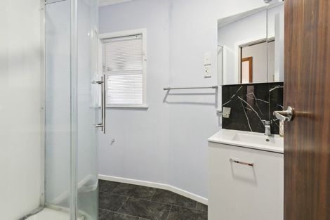 Photo of property in 12 Camrose Grove, Kingston, Wellington, 6021