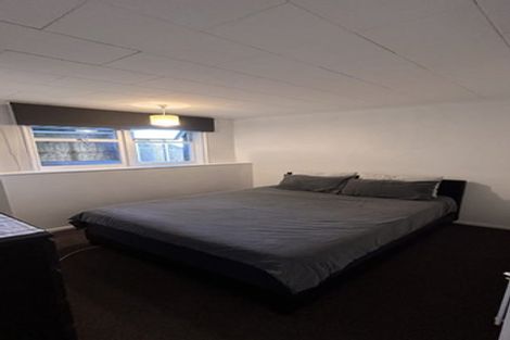 Photo of property in 239a Golf Road, Titirangi, Auckland, 0604