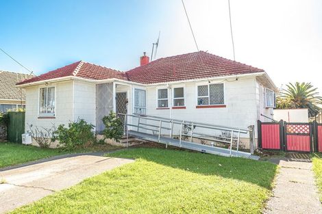 Photo of property in 54 Harper Street, Gonville, Whanganui, 4501