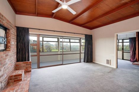 Photo of property in 49 Ferry Road, West Plains, Invercargill, 9879
