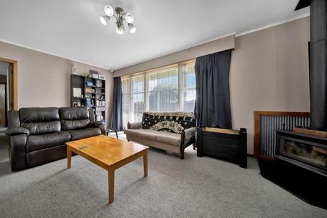 Photo of property in 10 Douglas Street, Hawera, 4610