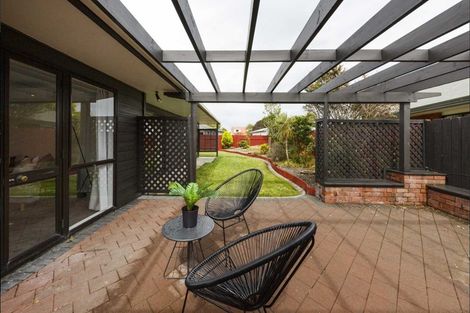 Photo of property in 20 Colonial Place, Kelvin Grove, Palmerston North, 4414