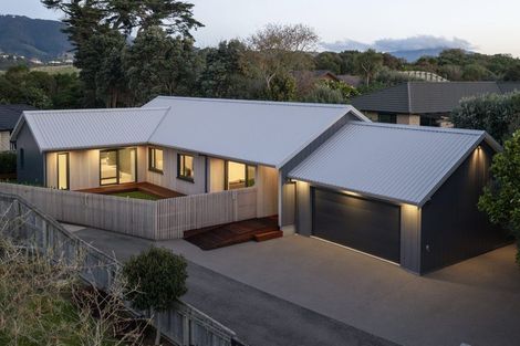 Photo of property in 23 Datum Way, Paraparaumu, 5032