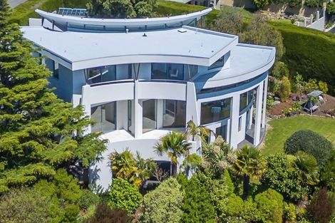 Photo of property in 142 Scarborough Road, Scarborough, Christchurch, 8081