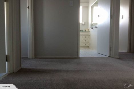 Photo of property in 2/38b Manuka Road, Glenfield, Auckland, 0629