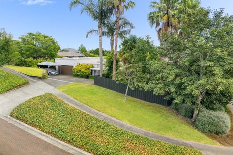 Photo of property in 2 Portchester Close, Bethlehem, Tauranga, 3110