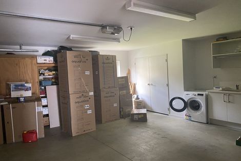 Photo of property in 34a Exmouth Road, Northcote, Auckland, 0627