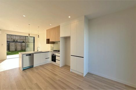 Photo of property in 3 Porowha Road, Westgate, Auckland, 0814
