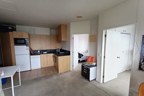 Photo of property in Terrace Tower Apartments, 12e/126 The Terrace, Wellington Central, Wellington, 6011