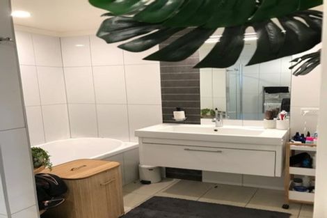 Photo of property in Bellagio Apartments, 11e/39 Taranaki Street, Te Aro, Wellington, 6011