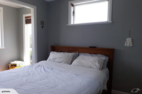 Photo of property in 1/20 Philson Terrace, Browns Bay, Auckland, 0630