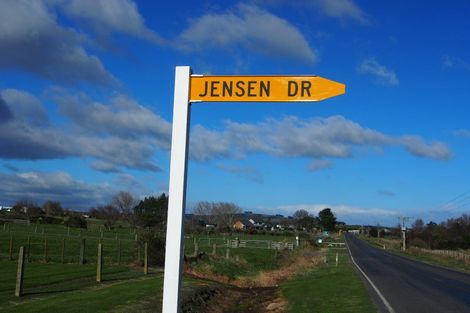 Photo of property in 3 Jensen Drive, Waipukurau, 4282