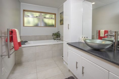 Photo of property in 2 View Mount, Stoke, Nelson, 7011