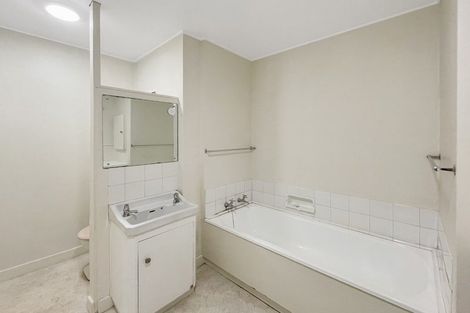 Photo of property in Herbert Gardens, 186 The Terrace, Wellington Central, Wellington, 6011
