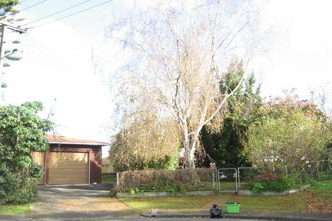 Photo of property in 11 Olive Street, Manurewa, Auckland, 2102