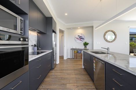 Photo of property in 71 Montiicola Drive, Papamoa Beach, Papamoa, 3118