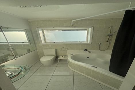 Photo of property in 42 Kamahi Street, Stokes Valley, Lower Hutt, 5019