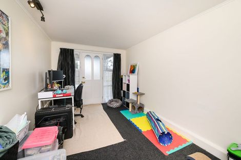 Photo of property in 53 Highbury Avenue, Highbury, Palmerston North, 4412