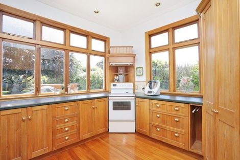 Photo of property in 12 Prince Street, Winton, 9720