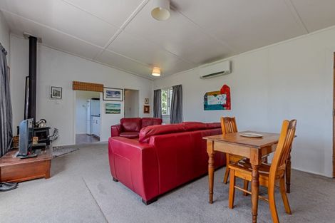 Photo of property in 11 Bevan Street, Woodville, 4920