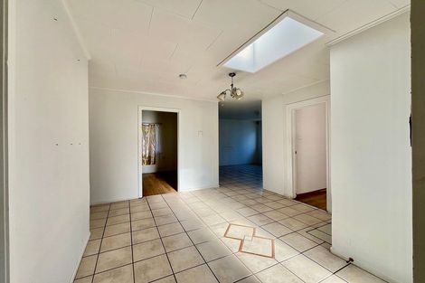 Photo of property in 16 Chelsea Avenue, Otahuhu, Auckland, 1062