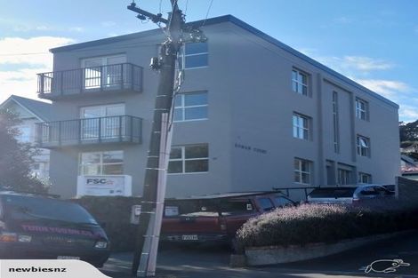 Photo of property in 5/36 Roxburgh Street, Mount Victoria, Wellington, 6011