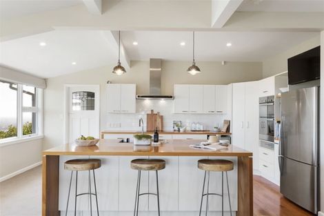 Photo of property in 148 Hackthorne Road, Cashmere, Christchurch, 8022