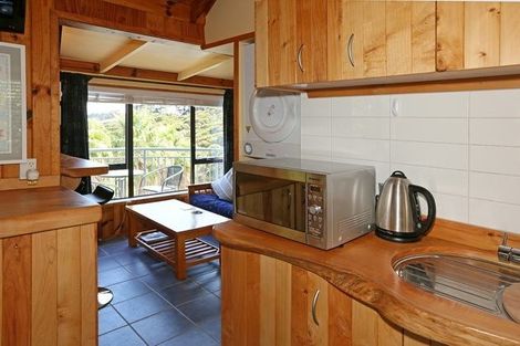 Photo of property in Z/4 Bay Road, Palm Beach, Waiheke Island, 1081