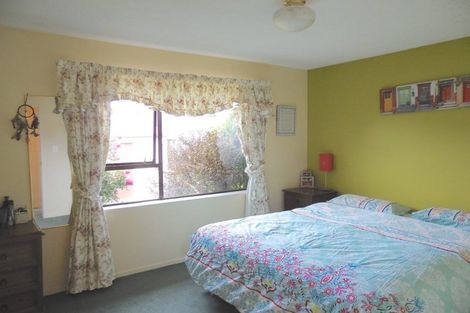 Photo of property in 19a Northcote Road, Northcote, Christchurch, 8052