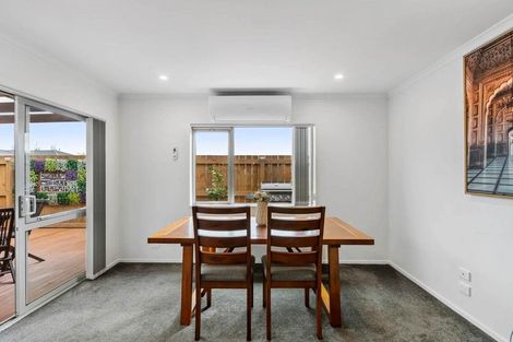 Photo of property in 96 Kuaka Drive, Takanini, 2112