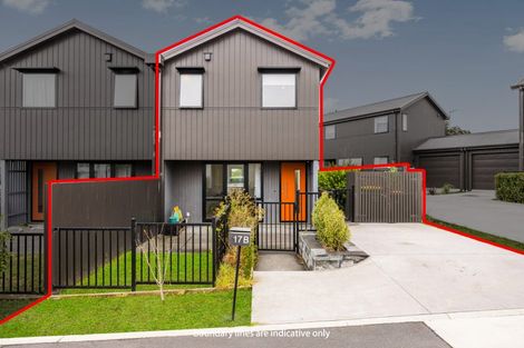 Photo of property in 17b Cessna Crescent, Mangere, Auckland, 2022