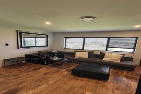 Photo of property in 3 Wyon Way, Flat Bush, Auckland, 2016