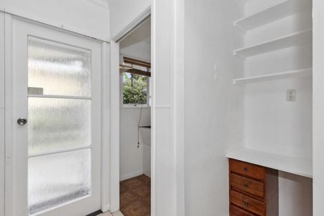 Photo of property in 52 Hillcrest Road, Hillcrest, Hamilton, 3216