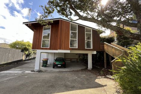 Photo of property in 25 Geoffrey Road, Torbay, Auckland, 0630