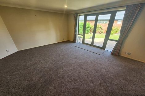 Photo of property in 3 Montego Close, Shirley, Christchurch, 8052
